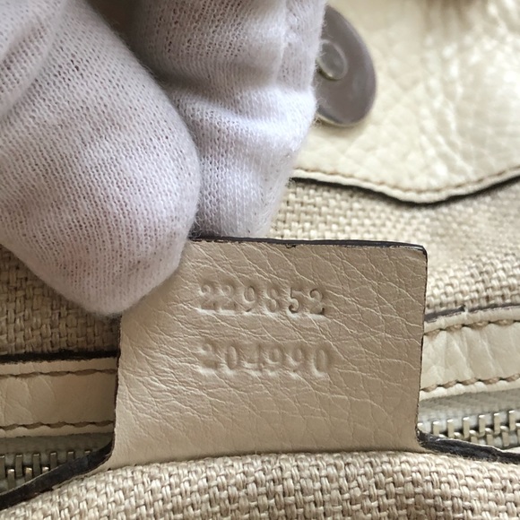 GG Canvas Medium Icon Bit Tote - Picture 9 of 11